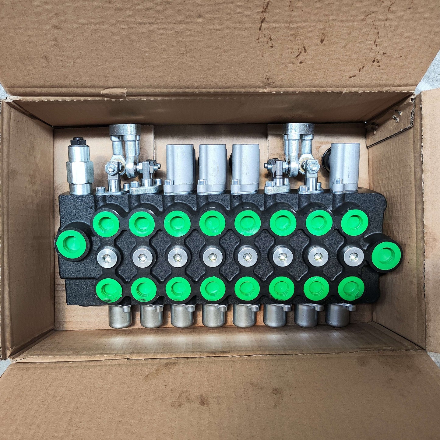 Hydraulic valve for TYPHON 1-Ton excavator