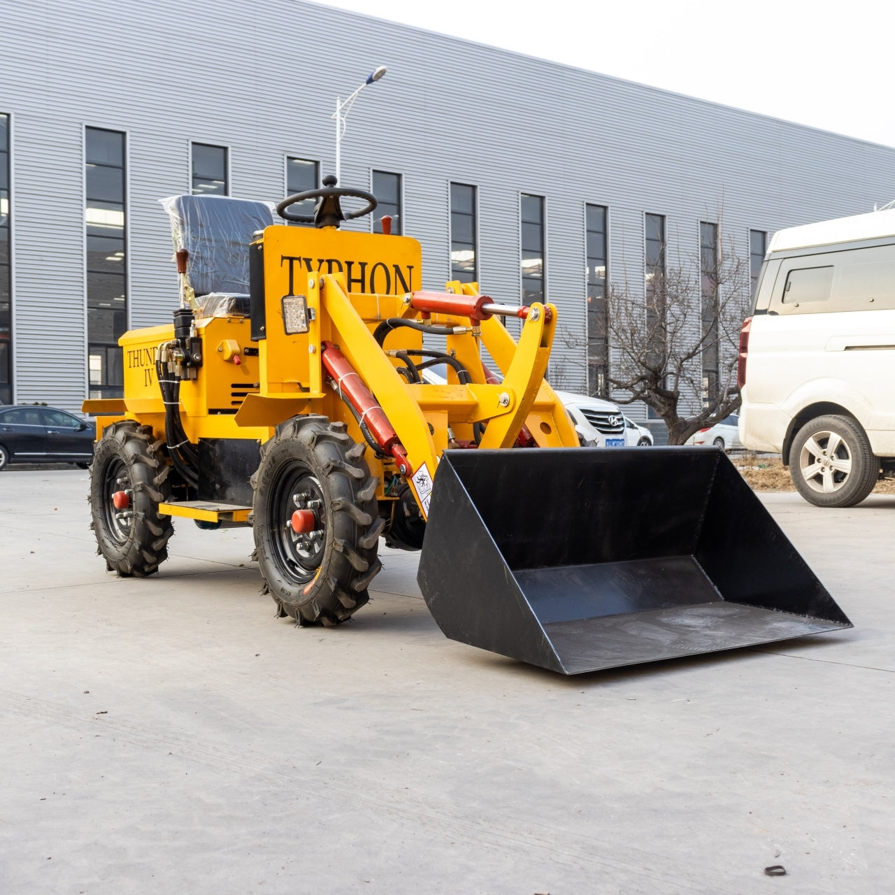 TYPHON Thunder IV Electric Wheel Loader