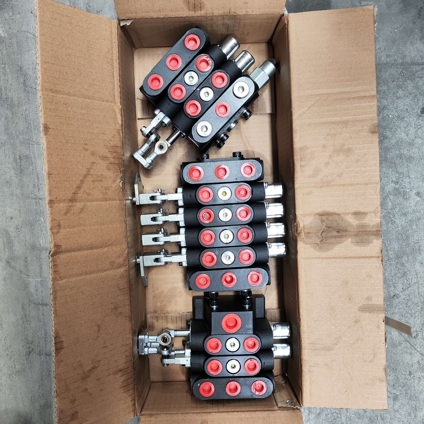 Hydraulic valve for TYPHON 1.5-Ton excavator