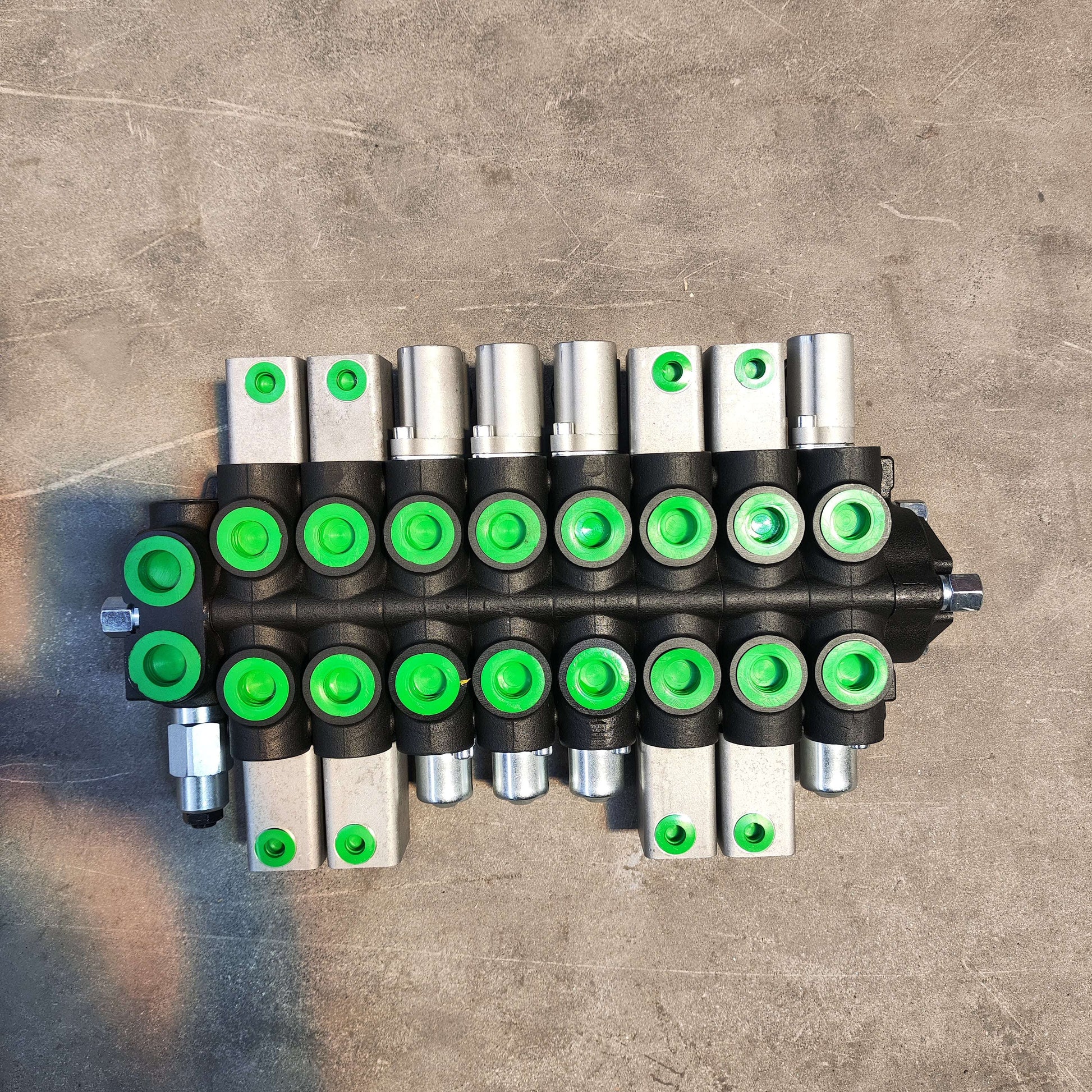 Hydraulic valve for TYPHON 1.8-Ton to 2-Ton excavators