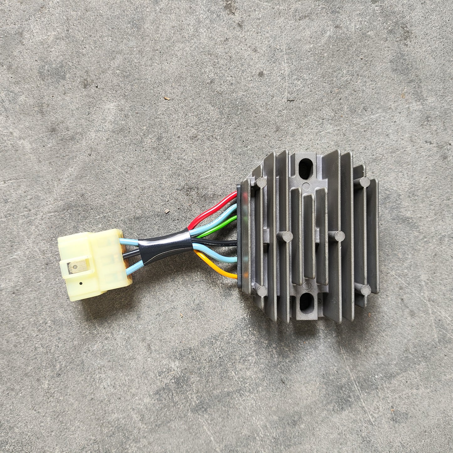 Kubota D722 Rectifier PN201-68564 Geunine