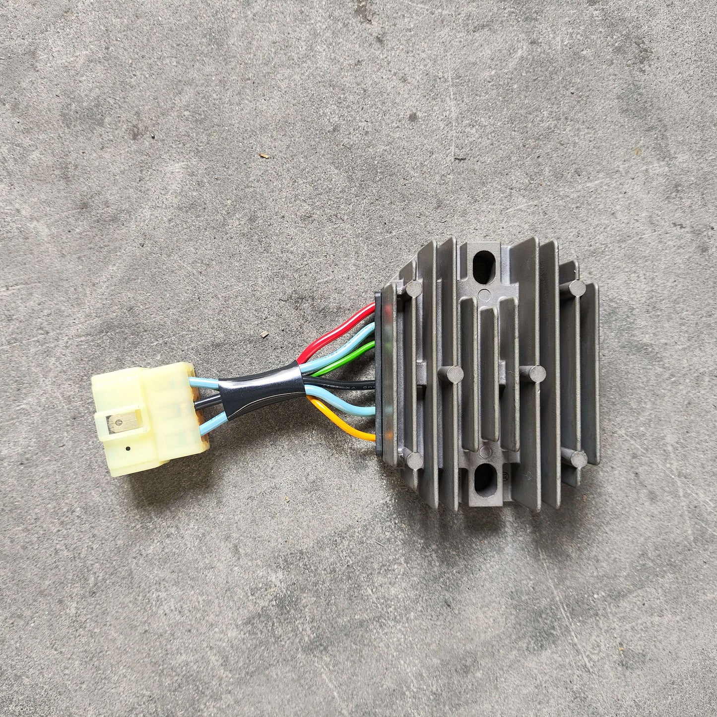 Kubota D722 Rectifier PN201-68564 Geunine