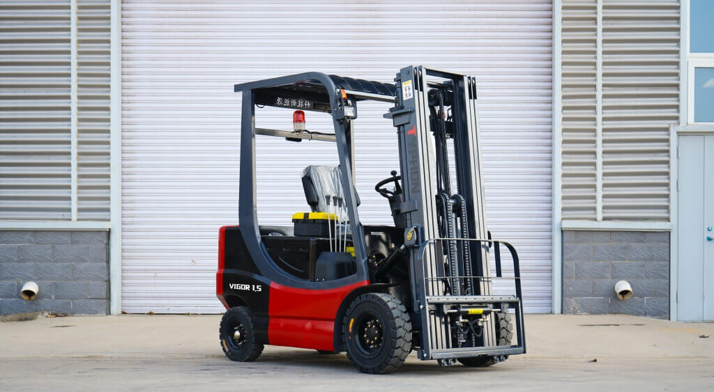 TYPHON VIGOR 1.5 Electric Forklift 1.5 Ton Lifter