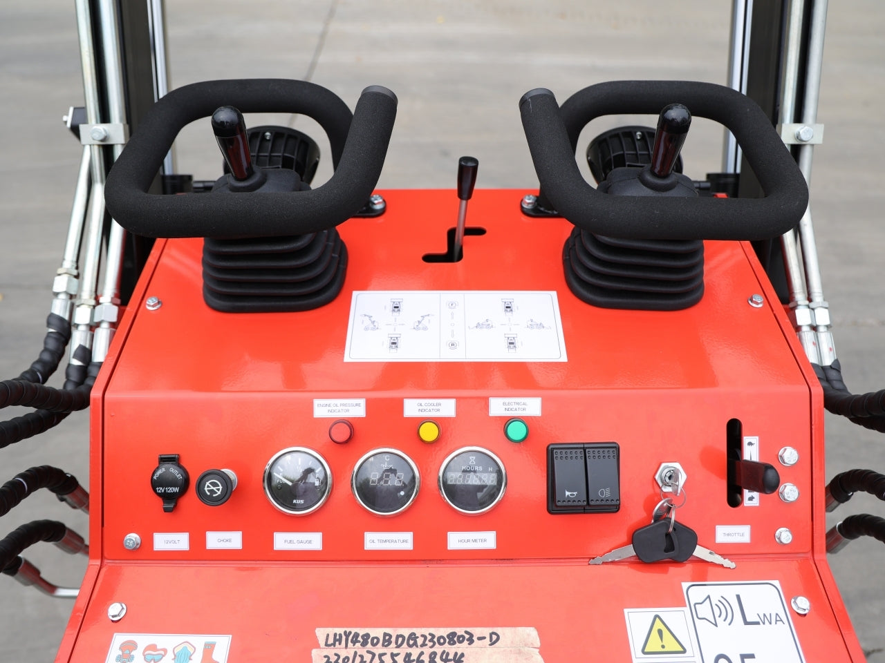 New TYPHON STOMP 1,800lbs Mini Skid Steer 21HP Honda Engine - New Excavator For Sale