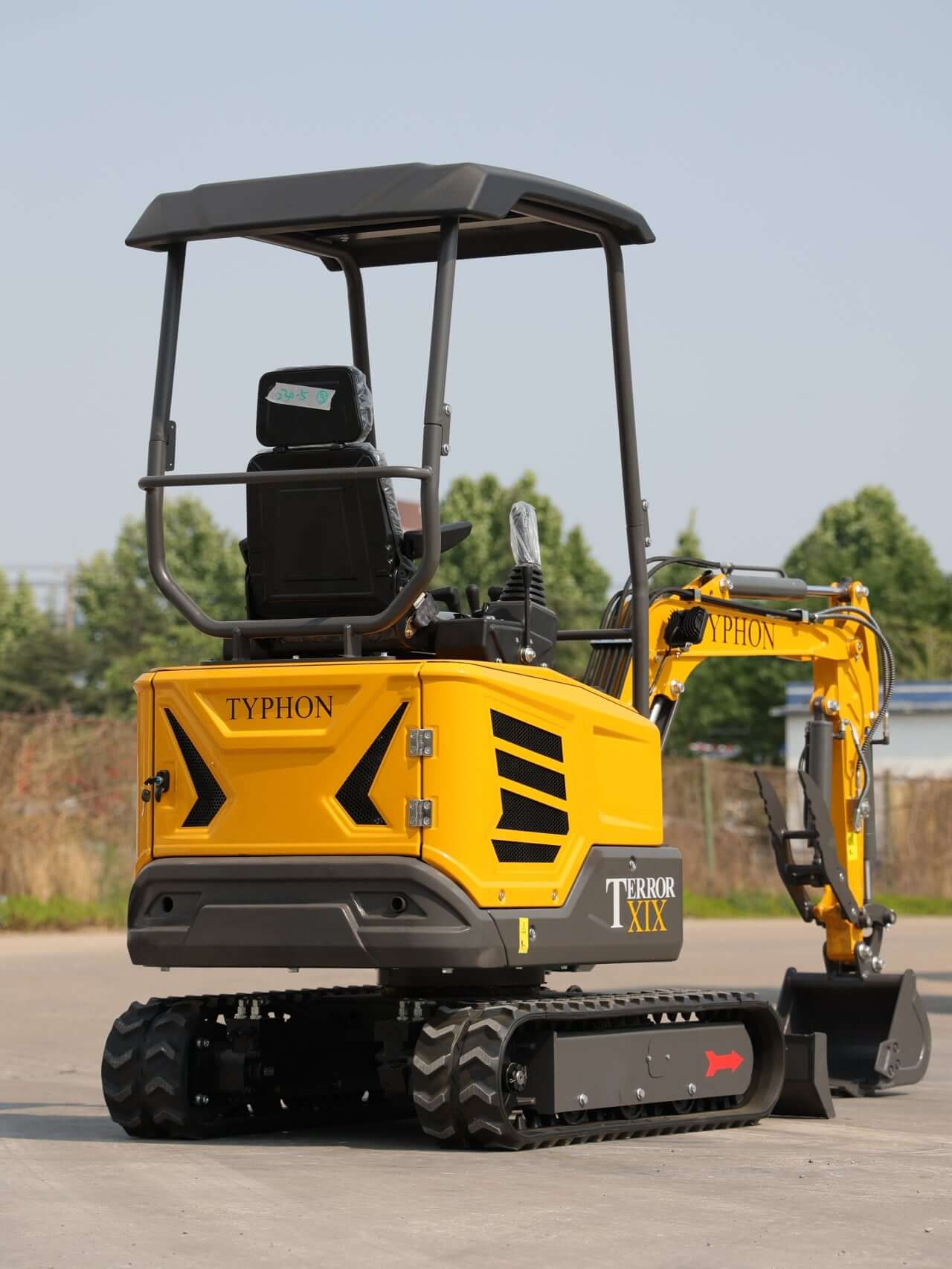 TYPHON TERROR XIX STORM Mini Excavator – 1.8 Ton Trench Digger