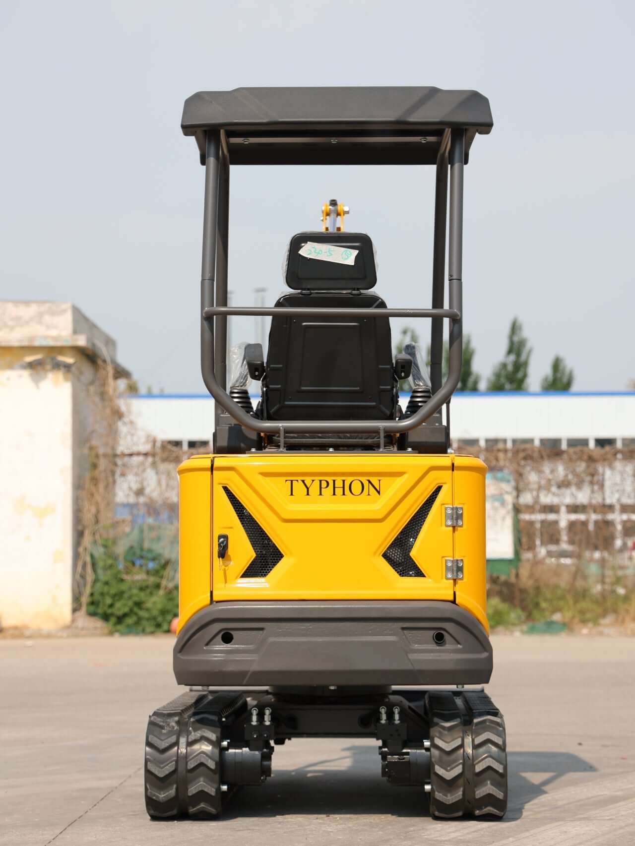 TYPHON TERROR XIX STORM Mini Excavator – 1.8 Ton Trench Digger