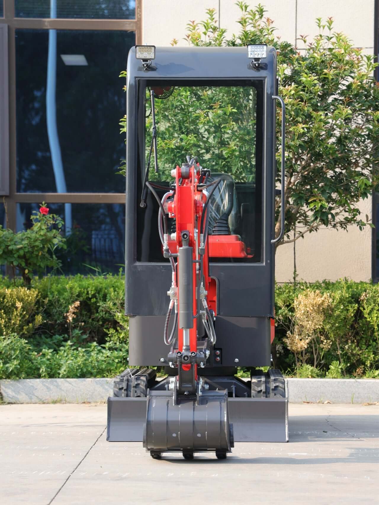 TYPHON TERROR ONE Mini Excavator – 1.1 Ton Trench Digger
