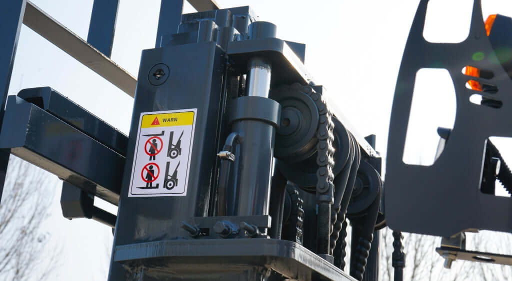 2025 TYPHON VIGOR 2 Electric Forklift 2 Ton Lifter