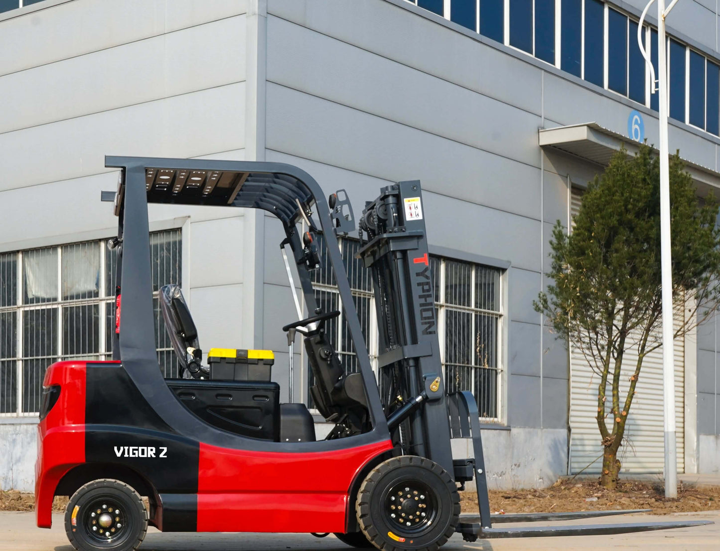2025 TYPHON VIGOR 2 Electric Forklift 2 Ton Lifter