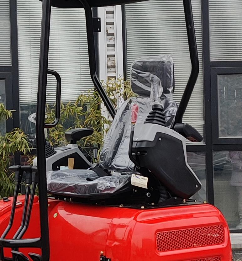 4,000 lb TYPHON TERROR XX Mini Excavator