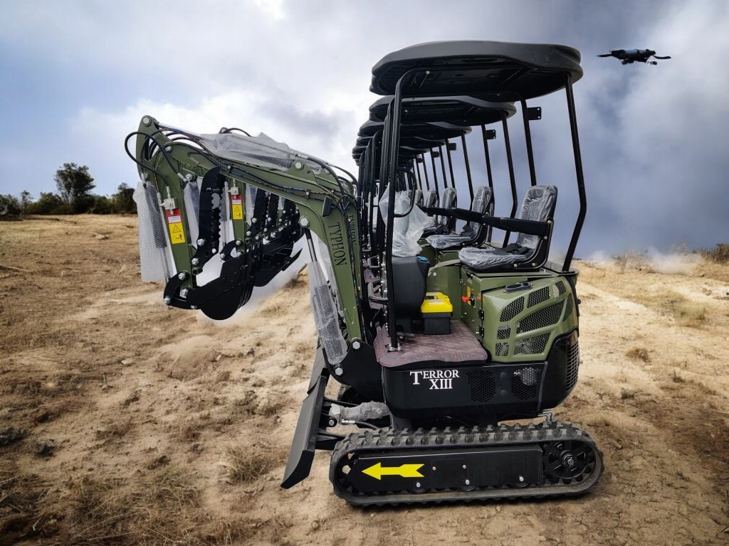 TYPHON TERROR XIII Mini Excavator – 1.3 Ton Trench Digger with Canopy, Hydraulic Thumb Clip, 13.5hp B&S Engine USA
