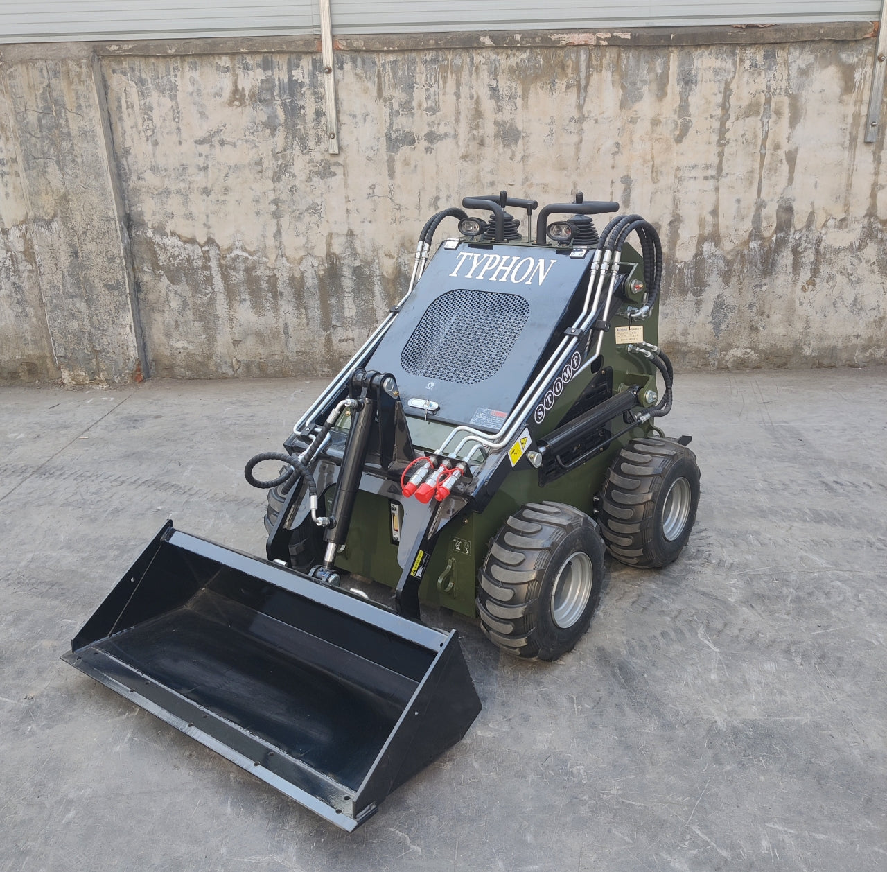 TYPHON STOMP Skid-Steer Loader Wheeled 22.1 HP Honda EPA Gasoline Engine