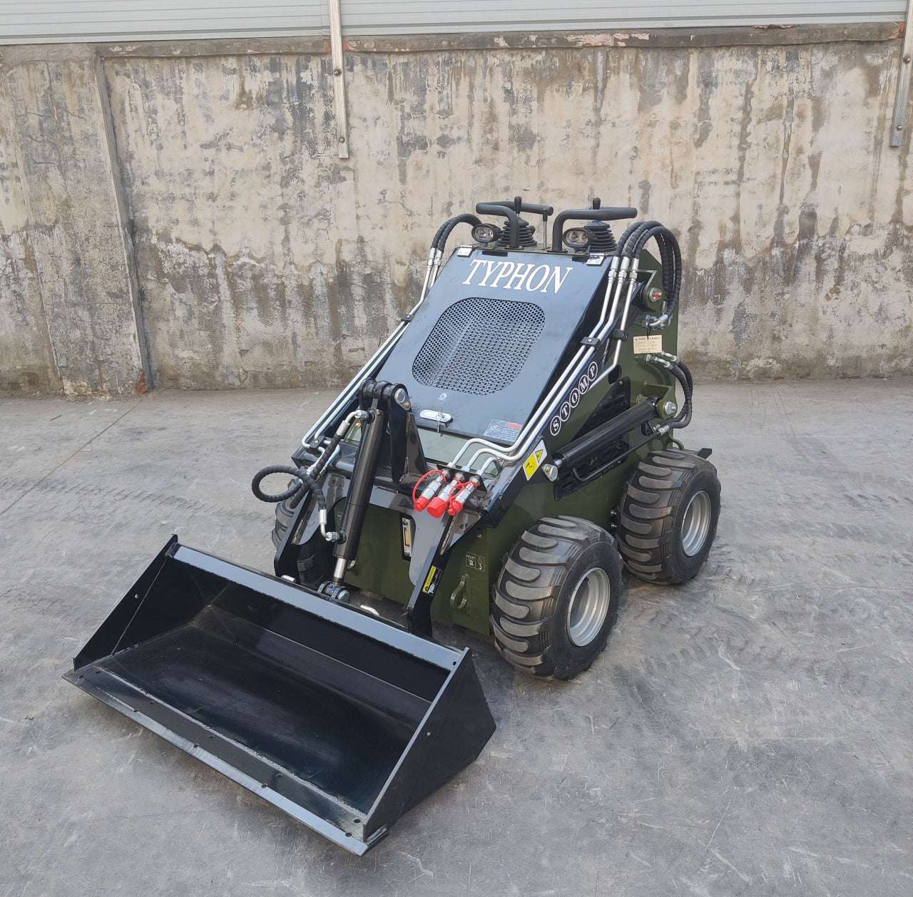 TYPHON STOMP Skid-Steer Loader Wheeled 22.1 HP Honda EPA Gasoline Engine