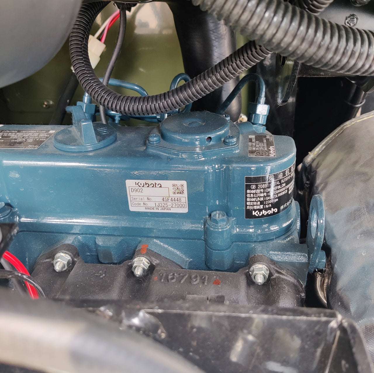 TYPHON TERROR XVIII Prestige 2 Ton Mini Excavator KUBOTA Diesel Engine USA