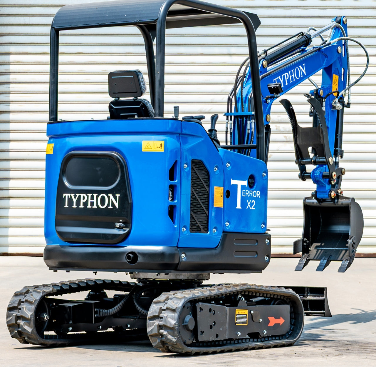 TYPHON TERROR X2 STORM Mini Excavator 2.5 Ton Diesel Kubota V1505 Engine USA