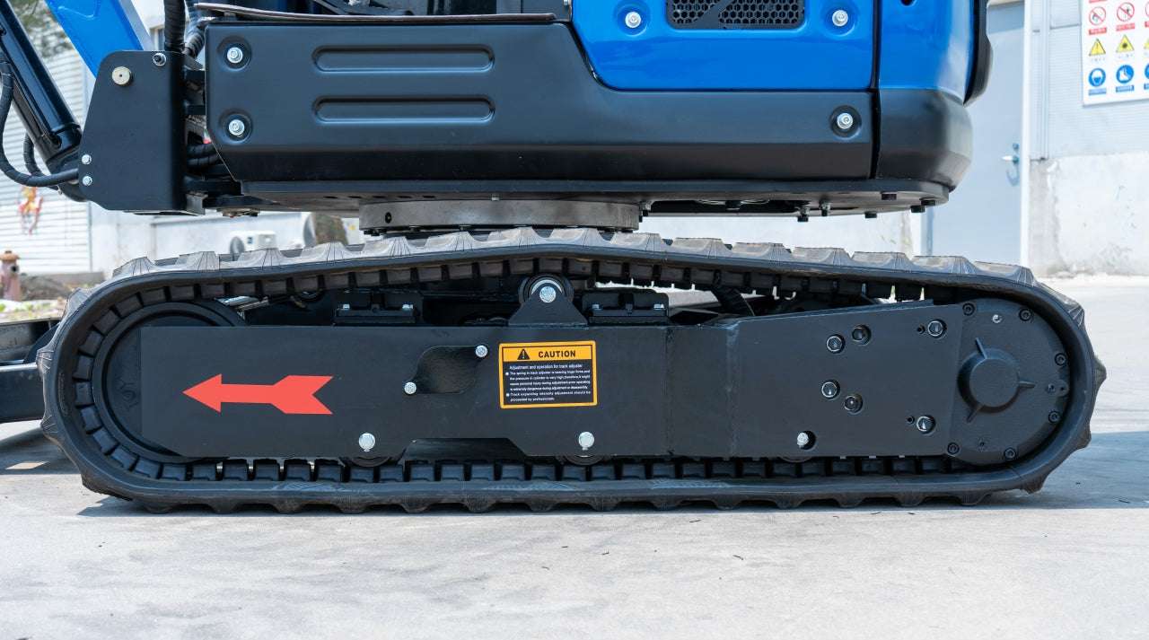 TYPHON TERROR X2 STORM Mini Excavator 2.5 Ton Diesel Kubota V1505 Engine USA