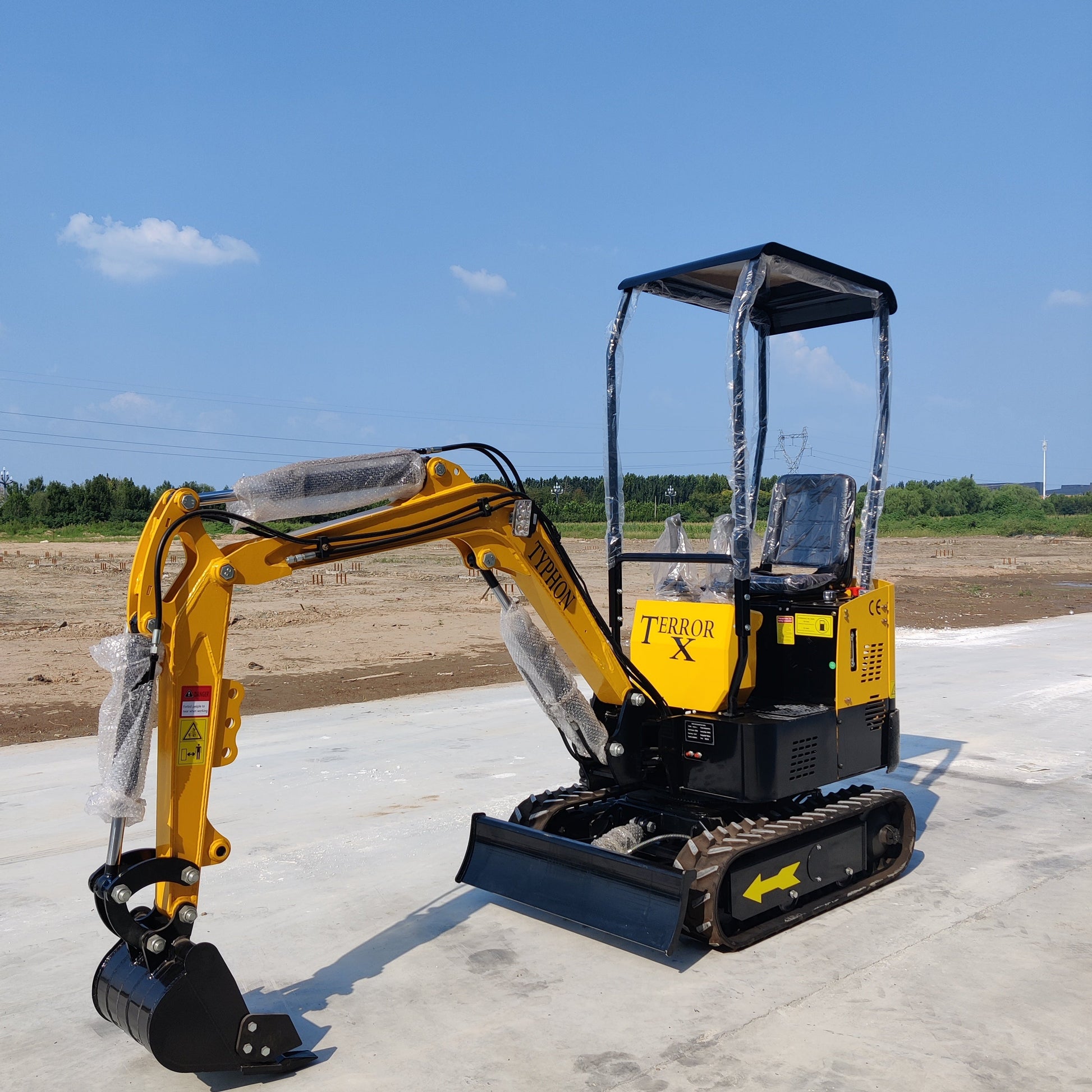 TYPHON TERROR X STORM Mini Excavator – 1 Ton Trench Digger with Canopy, 380mm Wide Bucket - New Excavator For Sale