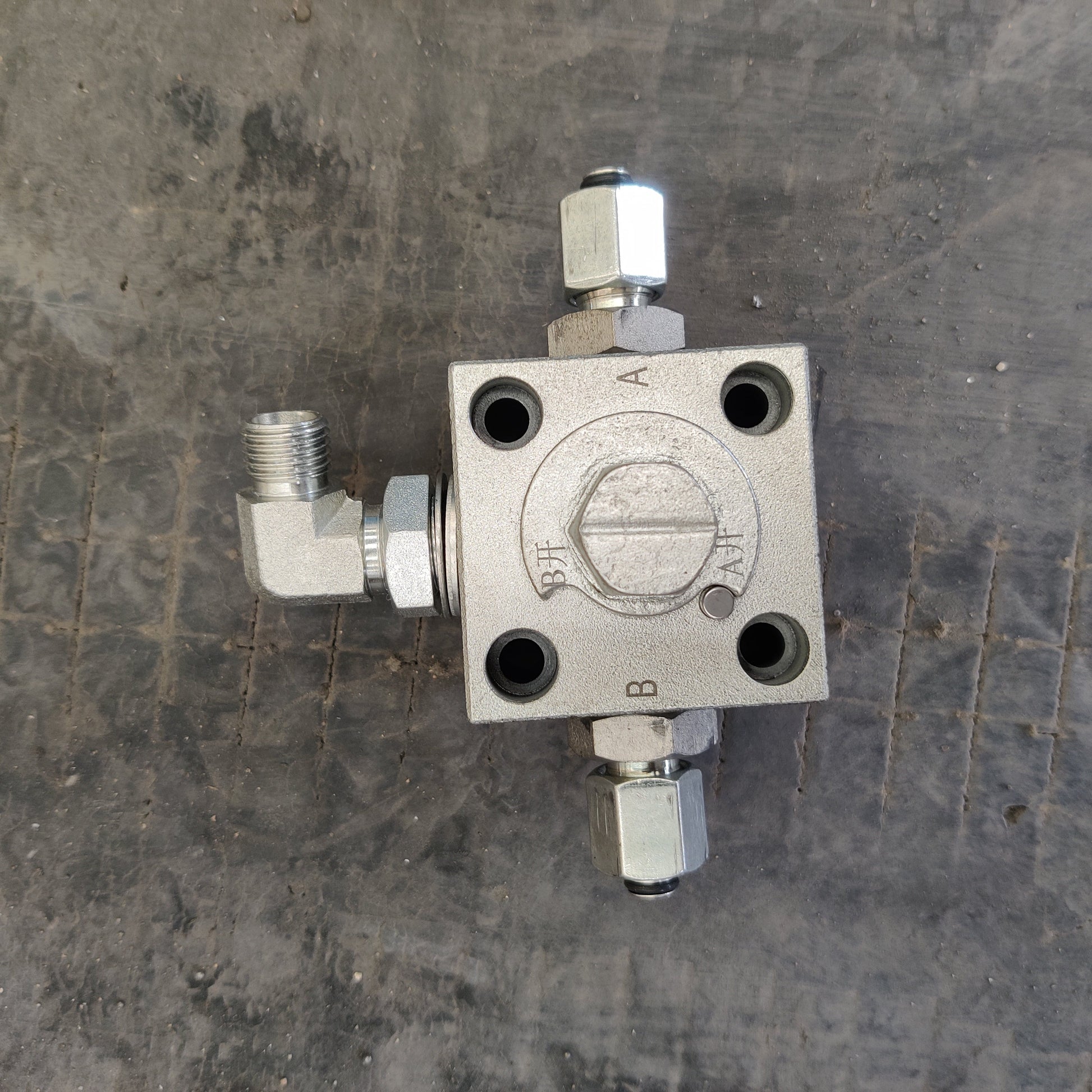 Shut-off Valve (1.8 ton) - New Excavator For Sale