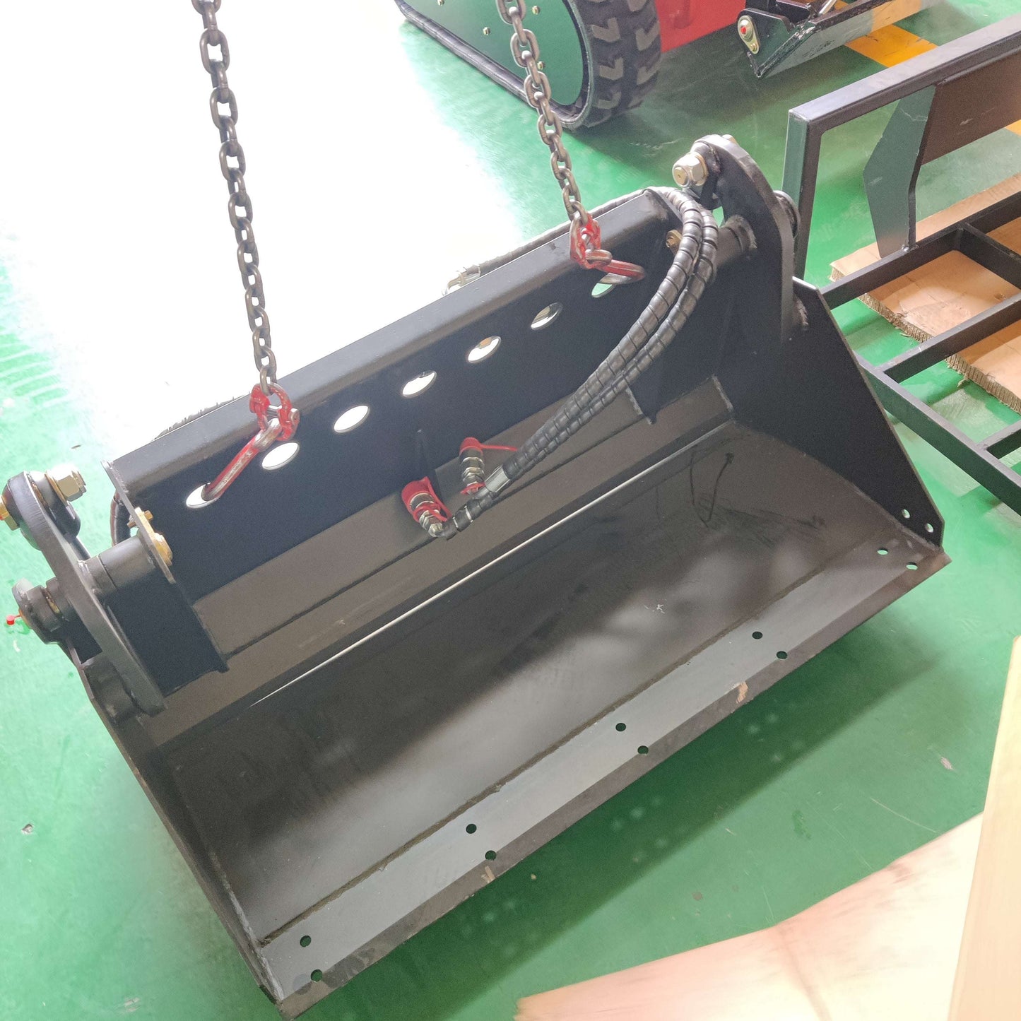 Skid Steer Loader 4 in one Bucket Attachment - New Excavator For Sale