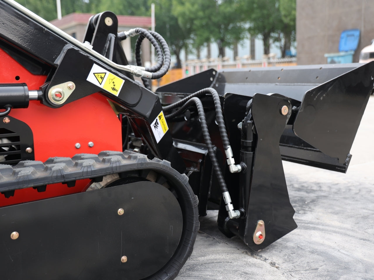 Skid Steer Loader 4 in one Bucket Attachment - New Excavator For Sale