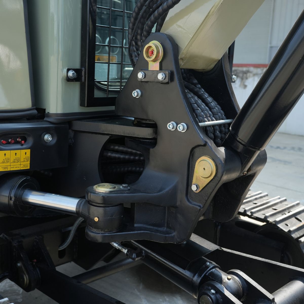 TYPHON Terror IV PROPACT Series 9,000 lb Mini Excavator with Kubota D1703 Diesel, AC/Heater & Zero Tail Swing