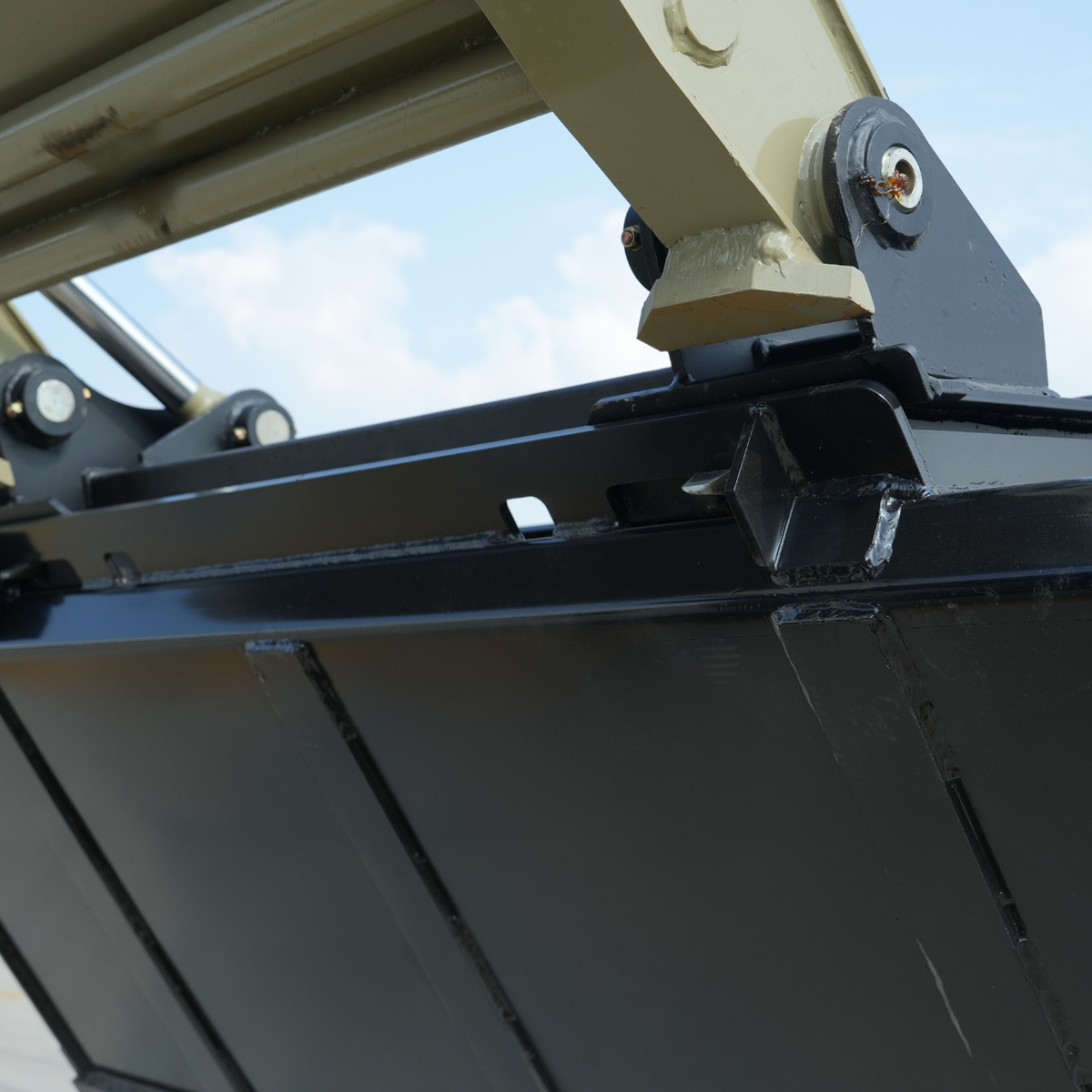 TYPHON STOMP 65 PROPACT Series Wheel Skid Steer Loader - 74 HP Cummins Diesel, Dual Hydraulics, Enclosed A/C Cab