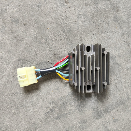 Kubota D722 Rectifier PN201-68564 Geunine