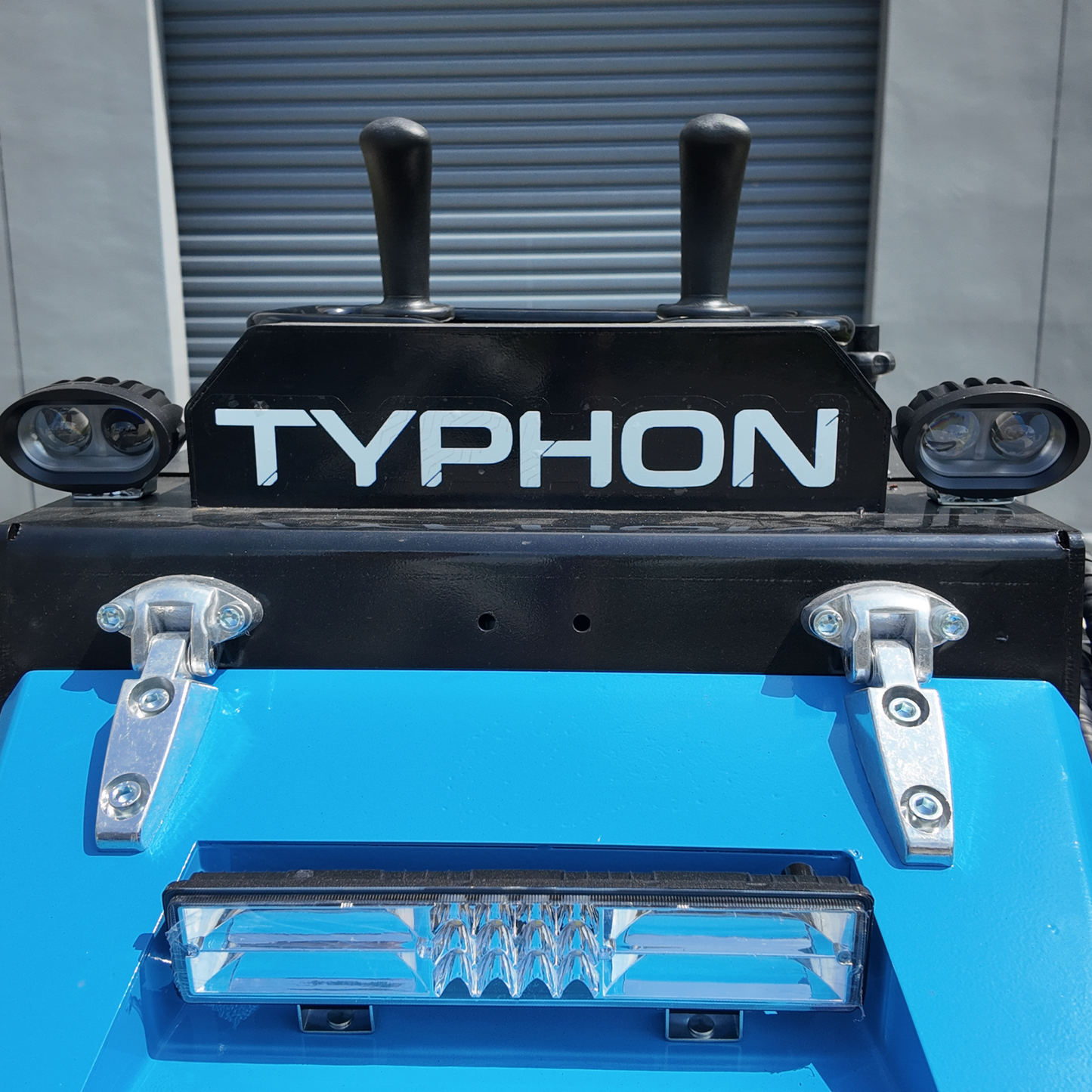 Typhon Stomp V900  25HP Kubota Diesel Mini Track Loader  Stand-On Skid Steer EPA/EU Stage V
