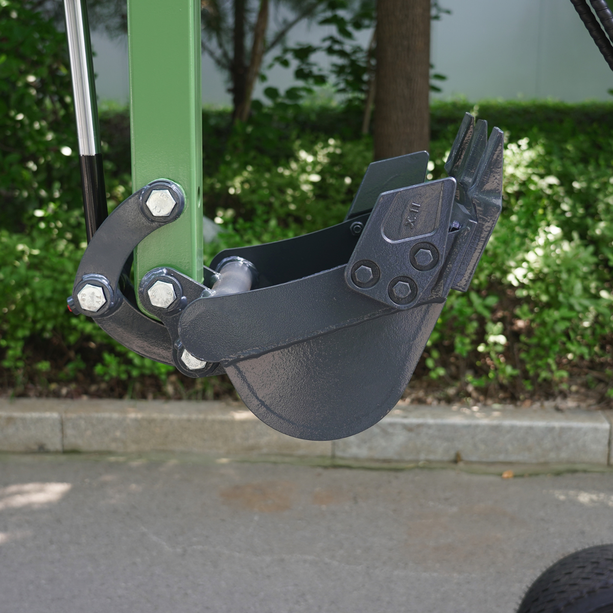 TYPHON Spider One Mini Excavator - EPA Certified Honda GX390, 360° Rotation, Towable