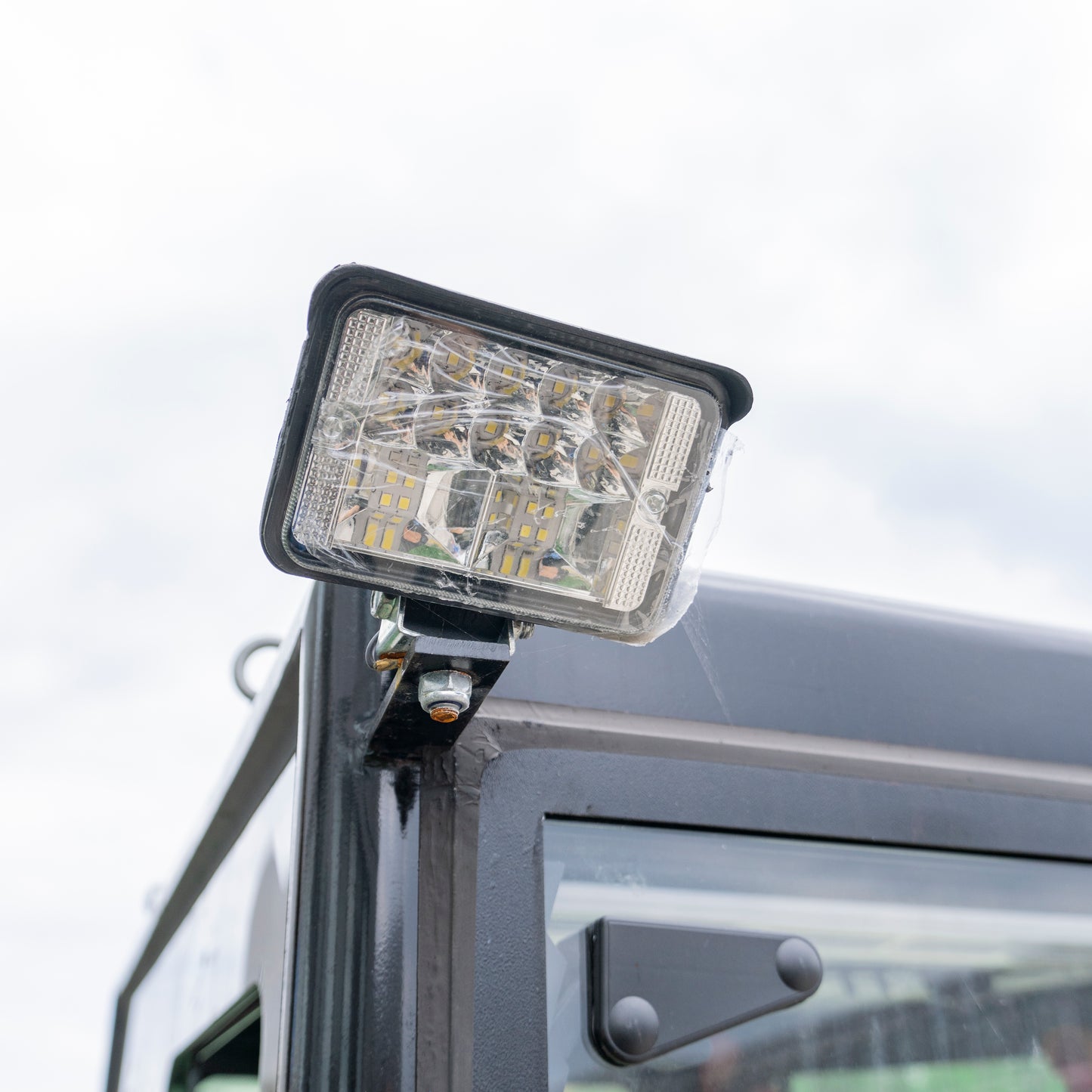 TYPHON TERROR XXV Prestige Mini Excavator 2.7Ton, Kubota D1105 25.1 HP, Comfortable Cabin with AC & Heater, Retractable Track, Boom Swing