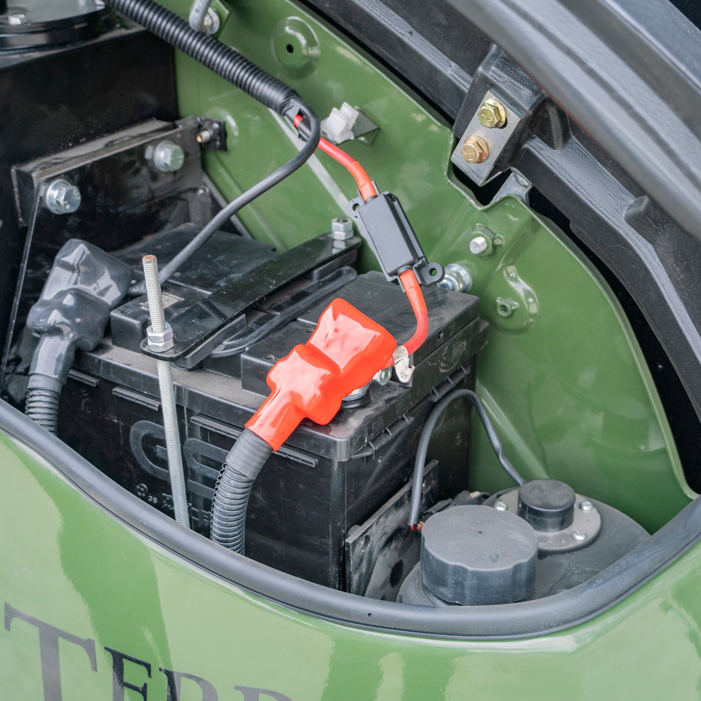 TYPHON TERROR XXV Prestige Mini Excavator 2.7Ton, Kubota D1105 25.1 HP, Comfortable Cabin with AC & Heater, Retractable Track, Boom Swing