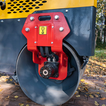 TYPHON Road Roller 10 – 1 Ton, 13.5 HP Briggs & Stratton, Hydraulic Drive, One-Key Vibration