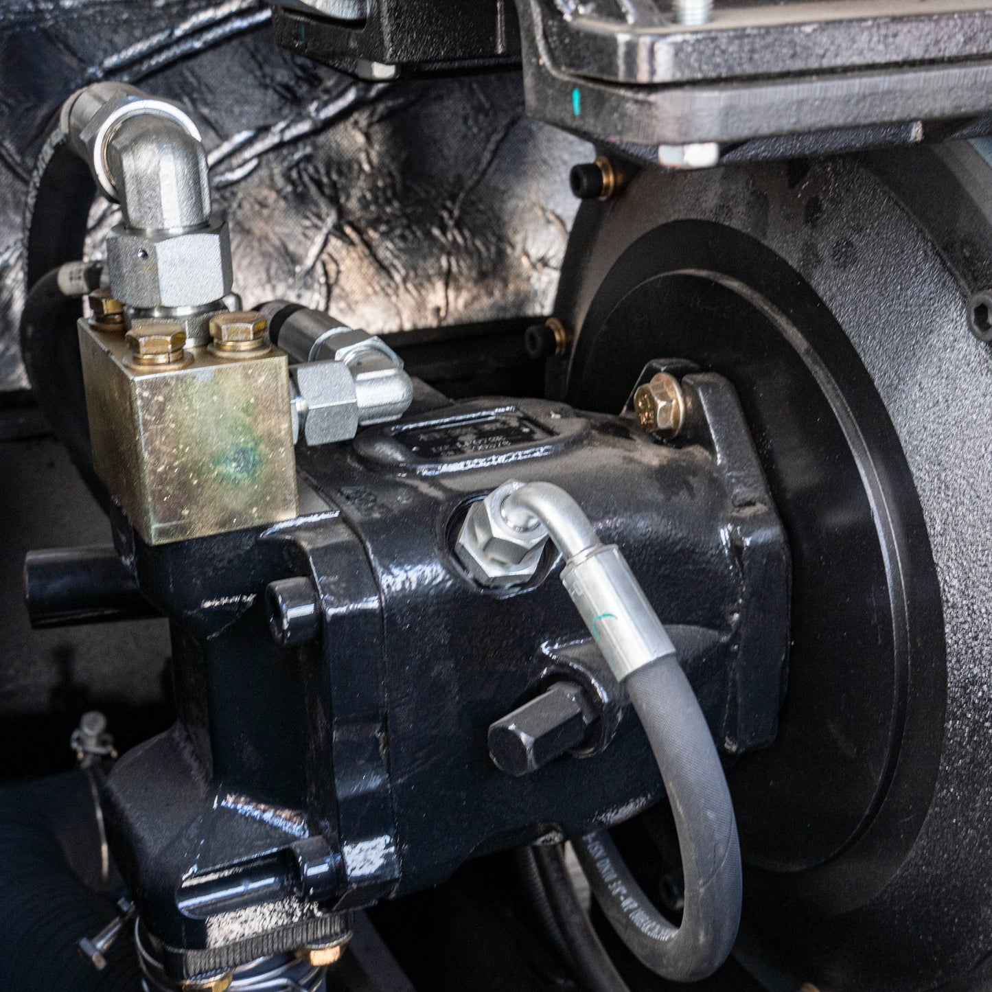 TYPHON TERROR LXV 6.6 Ton Mini Excavator Kubota V2607 56.9HP AC/Heater Cabin Boom Swing Two Speed Travel 0.23m³ Bucket  Heavy Duty Construction Machine