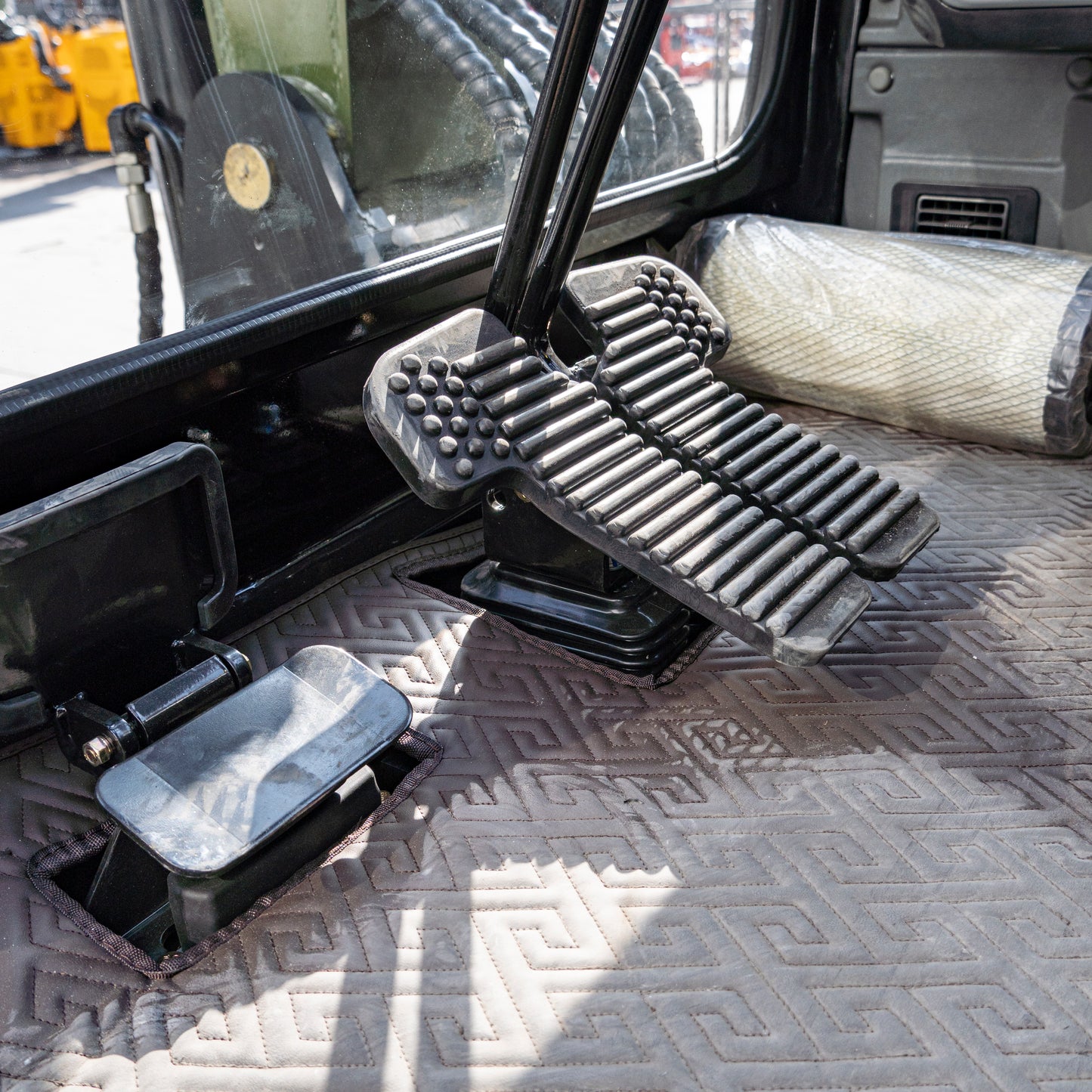 TYPHON TERROR LXV 6.6 Ton Mini Excavator Kubota V2607 56.9HP AC/Heater Cabin Boom Swing Two Speed Travel 0.23m³ Bucket  Heavy Duty Construction Machine