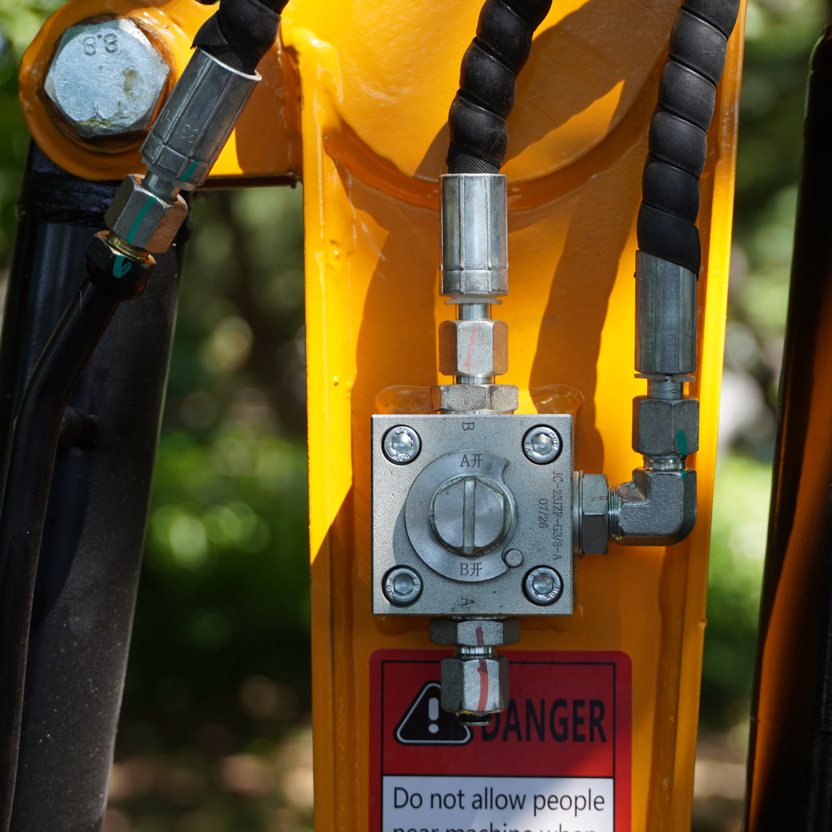 TYPHON TERROR XVIII Prestige 2 Ton Mini Excavator KUBOTA Diesel Engine