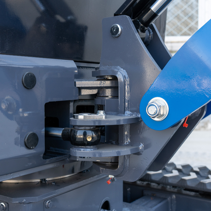 TYPHON TERROR XIX Prestige, 20.4 HP Kubota D902 4200lbs Mini Excavator with Boom Swing, Retractable Tracks, and Heater Cabin