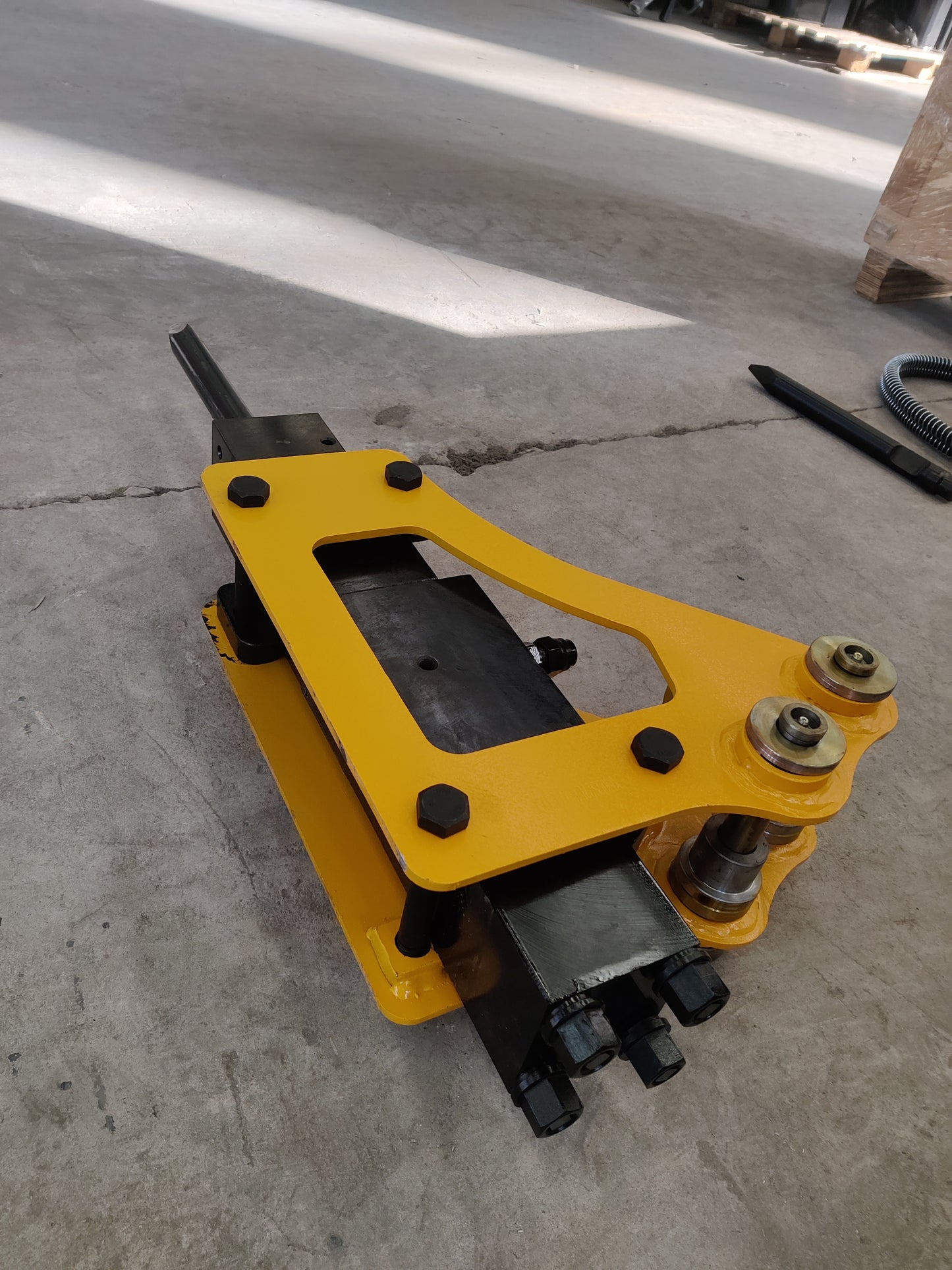 Hydraulic Break Hammer: Attachment for Mini Digger Bagger Track Crawler