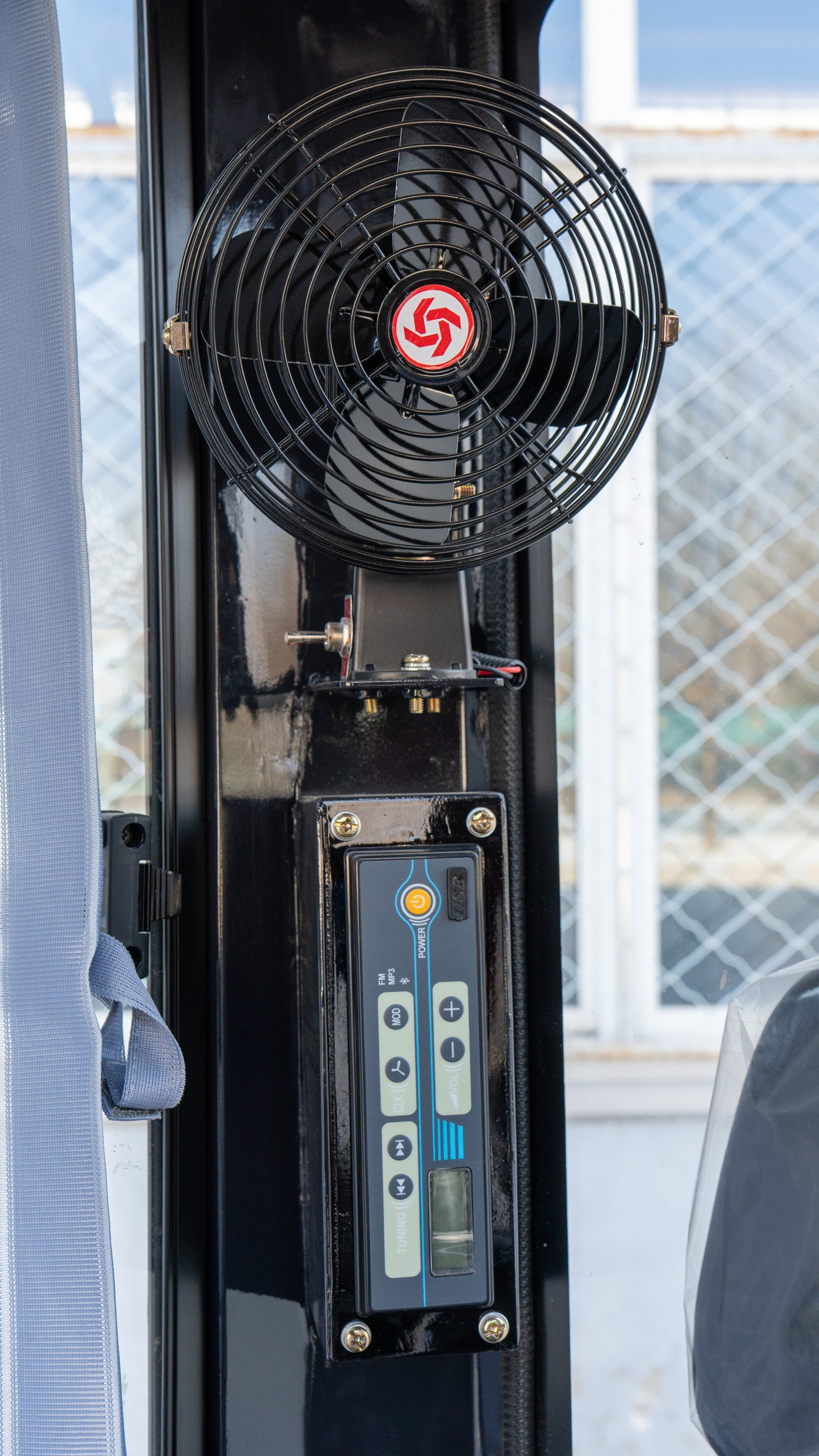 TYPHON TERROR XIX Prestige, 20.4 HP Kubota D902 4200lbs Mini Excavator with Boom Swing, Retractable Tracks, and Heater Cabin