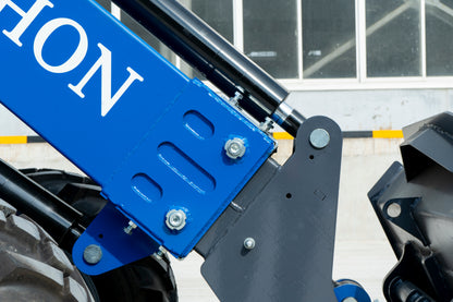 TYPHON SKOOP Wheel Loader with Kubota D1105 diesel engine 25 hp 1 ton Load USA