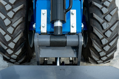 TYPHON SKOOP Wheel Loader with Kubota D1105 diesel engine 25 hp 1 ton Load USA